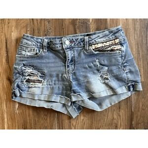 Soundgirl Juniors Embroidered Distressed Cuff Low Rise Short Shorts Size 9